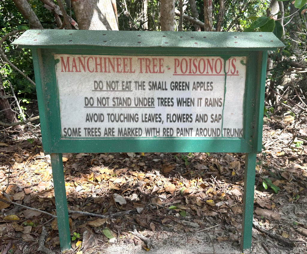 Mustique poison sign