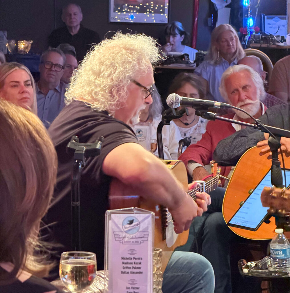 nashville bluebird cafe