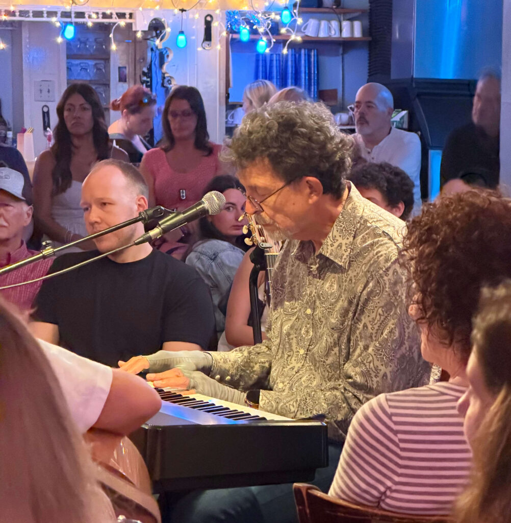 nashville bluebird cafe